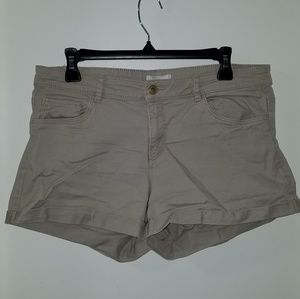 Khaki shorts